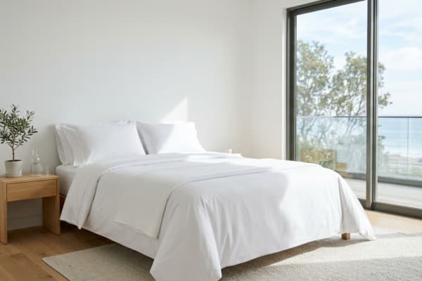 Percale de Coton : La Solution Scientifiquement Prouvée pour une Peau Fraîche et des Nuits Sereines